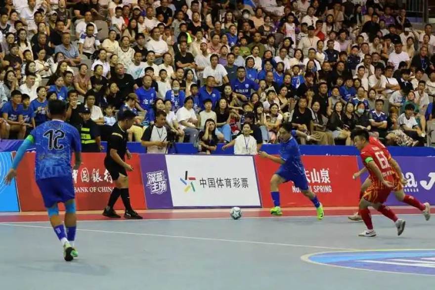 乐球体育赛事直播与赛程查询服务